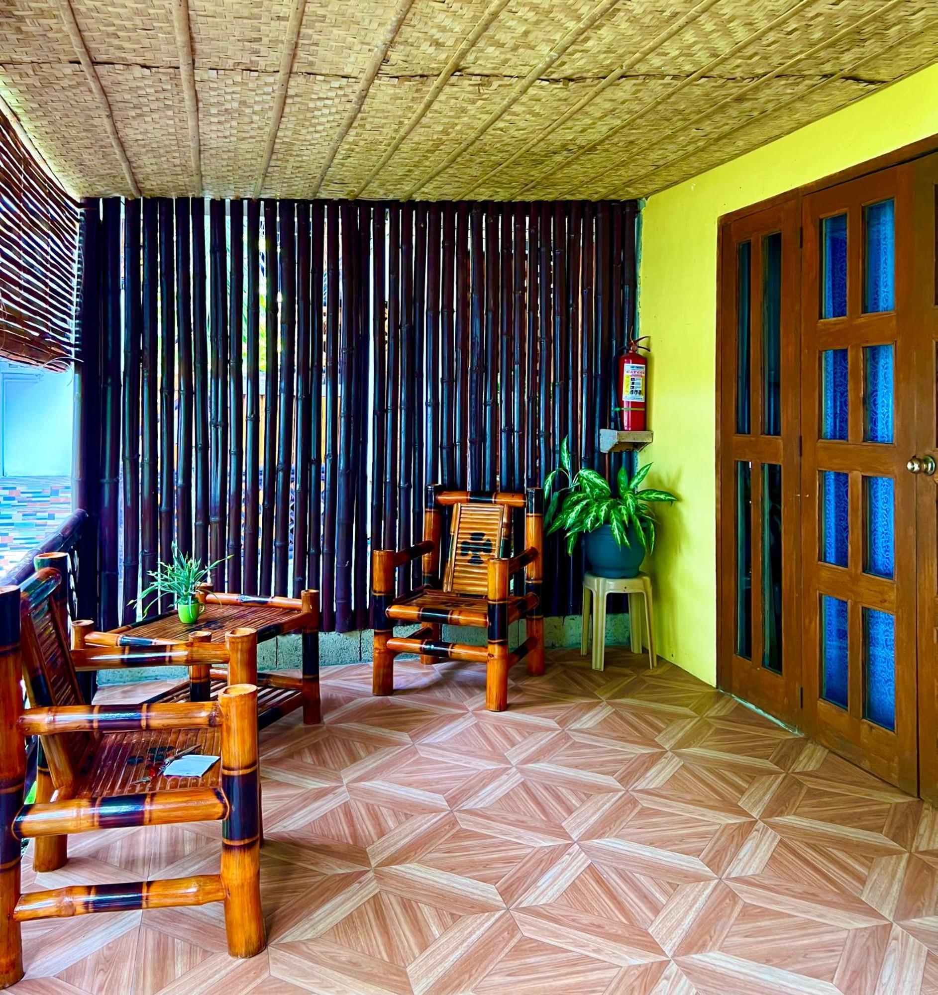 Treasure Beach Resort Carles Eksteriør bilde