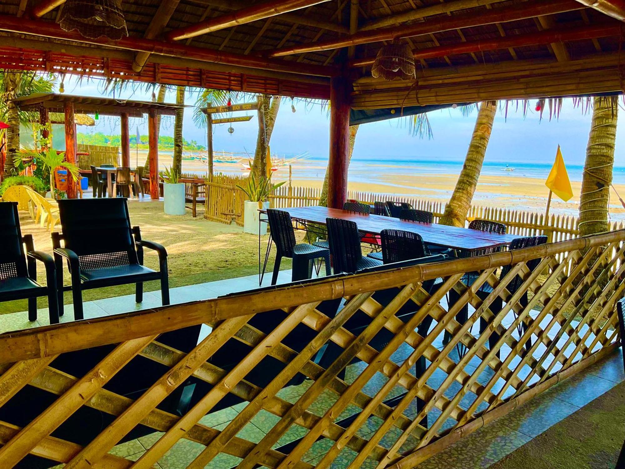 Treasure Beach Resort Carles Eksteriør bilde